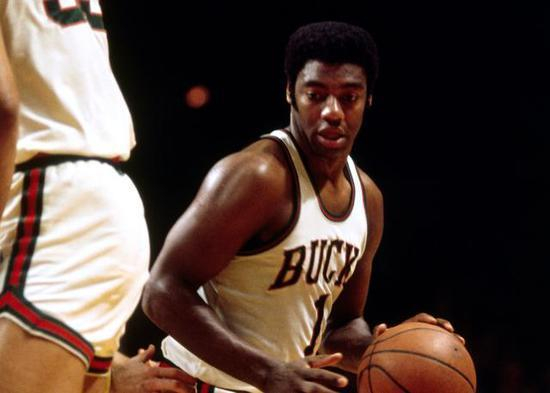 阵容轮换与 阵容轮换与