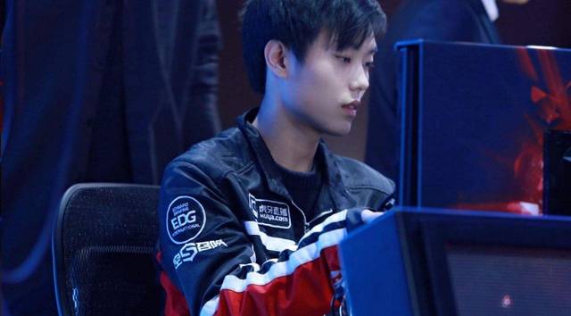 澳两国人民 澳两国人民